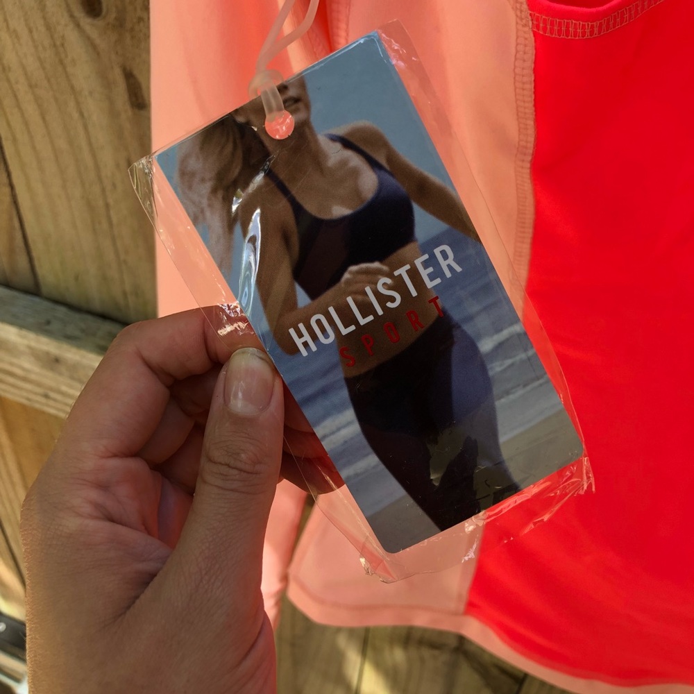 Hollister WorkOut Set - Picture 3 of 7